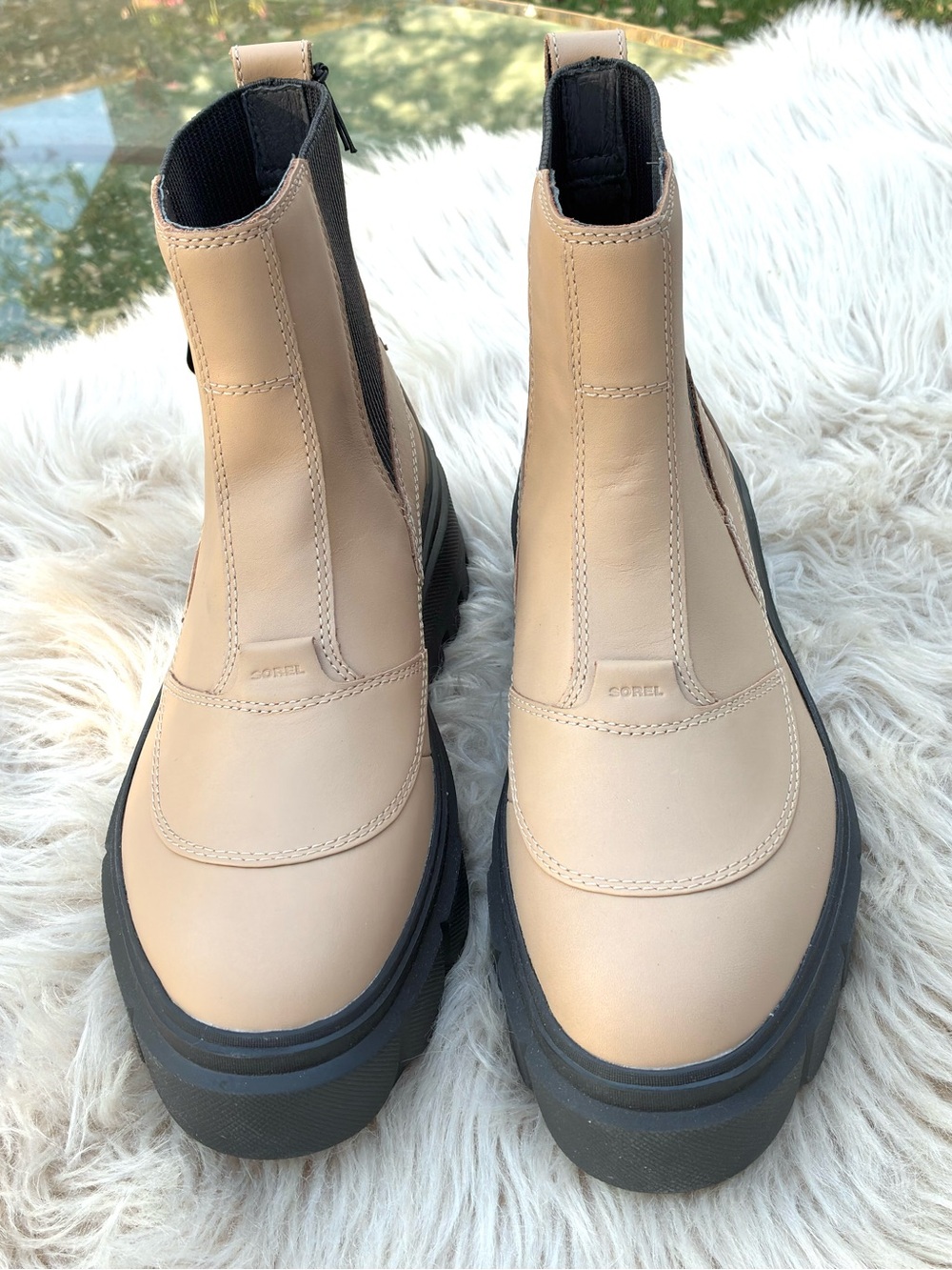 Sorel NWT Caribou X WP Chelsea Boots Women's Sz 9 - Picture 4 of 10